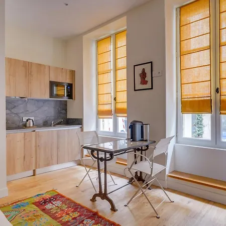 Elegant Center Apartment Bordeaux