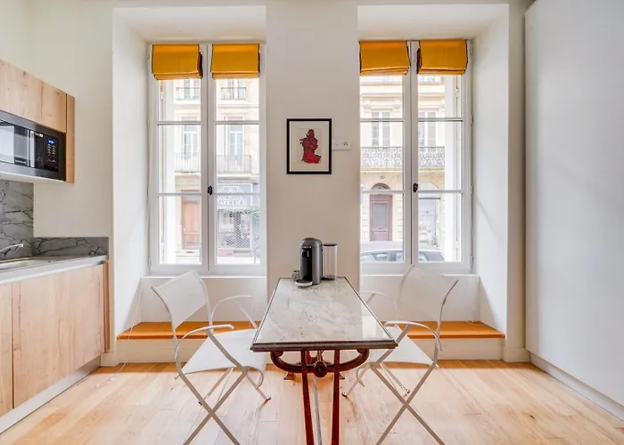 Elegant Center Apartamento